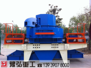 What are the advantages of VSI sand machine equipment in breaking pebbles?